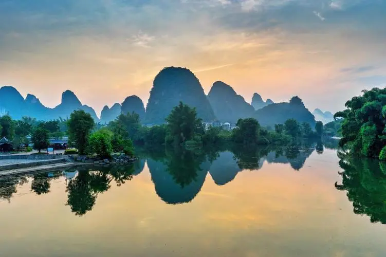 绿色绿色电子
